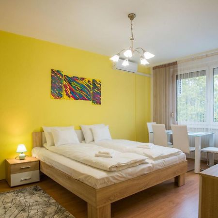 Otthon-Laksz Apartman Nyíregyháza Exterior foto