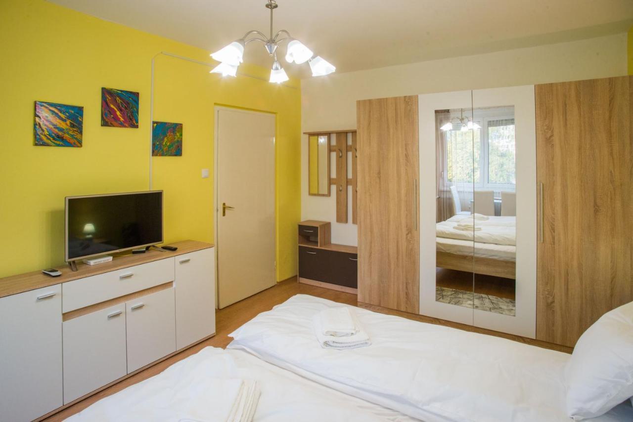 Otthon-Laksz Apartman Nyíregyháza Exterior foto